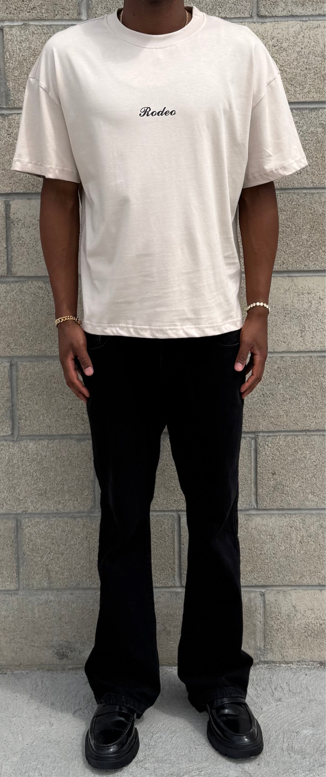 EVERYDAY LOGO TEE